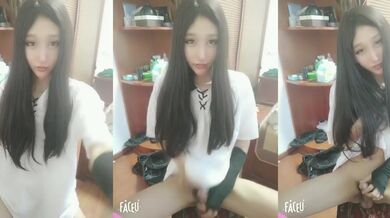 清纯小妖CD晴儿，骨架小、人长得可可爱爱，自慰插菊、诱惑，和同校男生打炮！